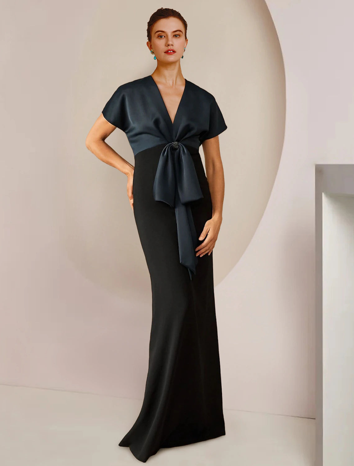 Wholesale  Sheath / Column Mother of the Bride Dress Formal Wedding Guest Party Elegant Jewel Neck Floor Length Satin Short Sleeve with Bow(s)